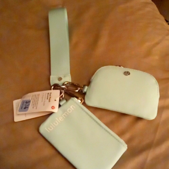 Lululemon dual pouch wristlets - Picture 1 of 2